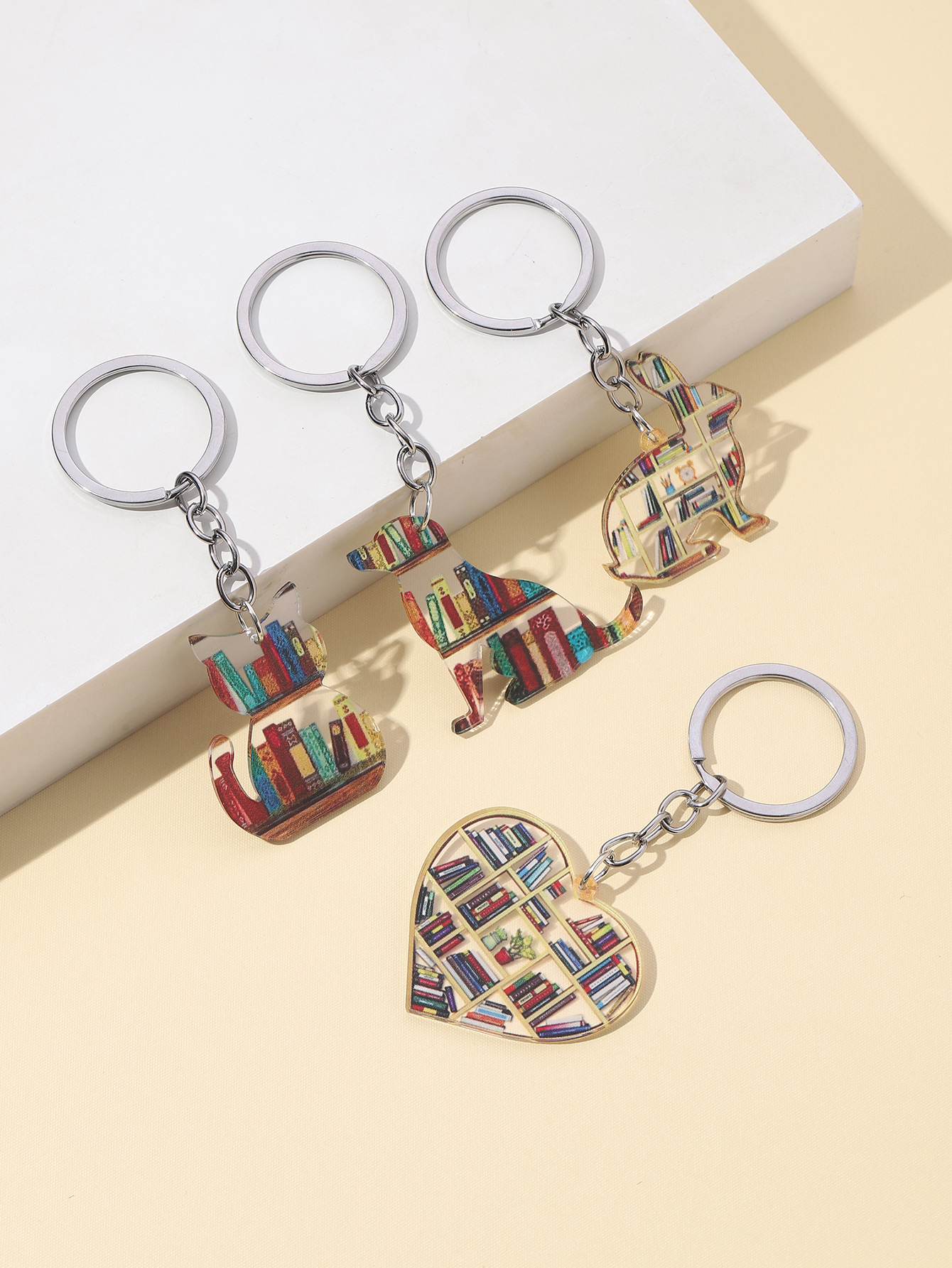 10g Weight Bag Pendant, Keychain Classification 1 Piece Quantity Daily, Street Occasion Acrylic Material Animal, Heart Shape Pattern Unisex Gender Simple Style, Classic Style Style Simple Style Classic Style Animal Heart Shape Arylic Unisex Bag Pendant Keychain 2