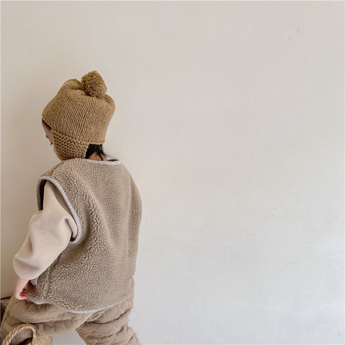  new children's clothing autumn and winter clothing children's Korean style thickened lamb velvet vest girls winter clothing 21802