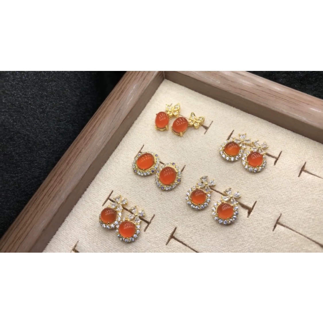 Серьги с красной каменной инкрустацией, модные, серебро 925 пробы