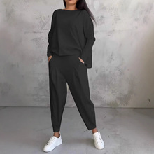 2024���R�d�W���羳�¿�Ů�b����վ���u��ɫ���eС�_�A�I�L��ɼ�