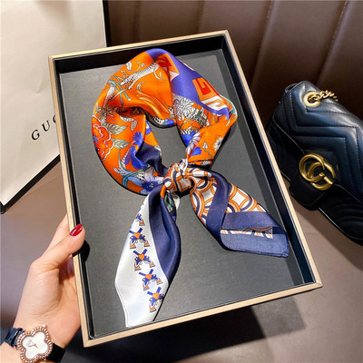 真絲絲巾女夏季薄款春秋款洋氣時尚搭配襯衫桑蠶絲橘色百搭小方巾