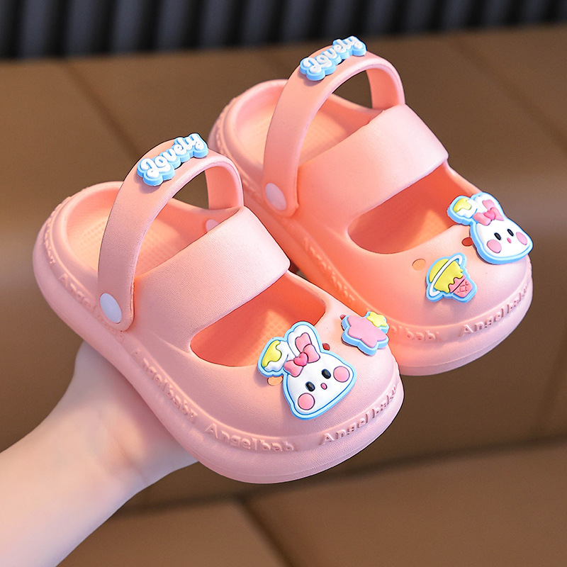 Niñas nuevos bonitos zapatos de agujero EVA dibujos animados de verano doble uso zapatos de agujero suaves zapatillas de moda ligeras para niñas