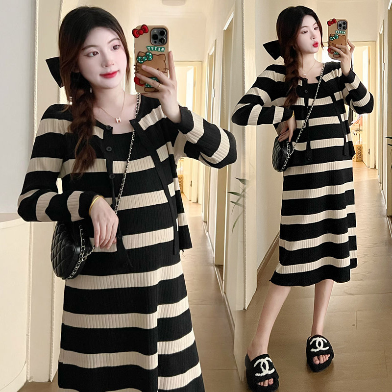 Internet Celebrity Maternity Fashion Stripe Loose Slimming Age Reducing Mix and Match dress Two-Piece Set