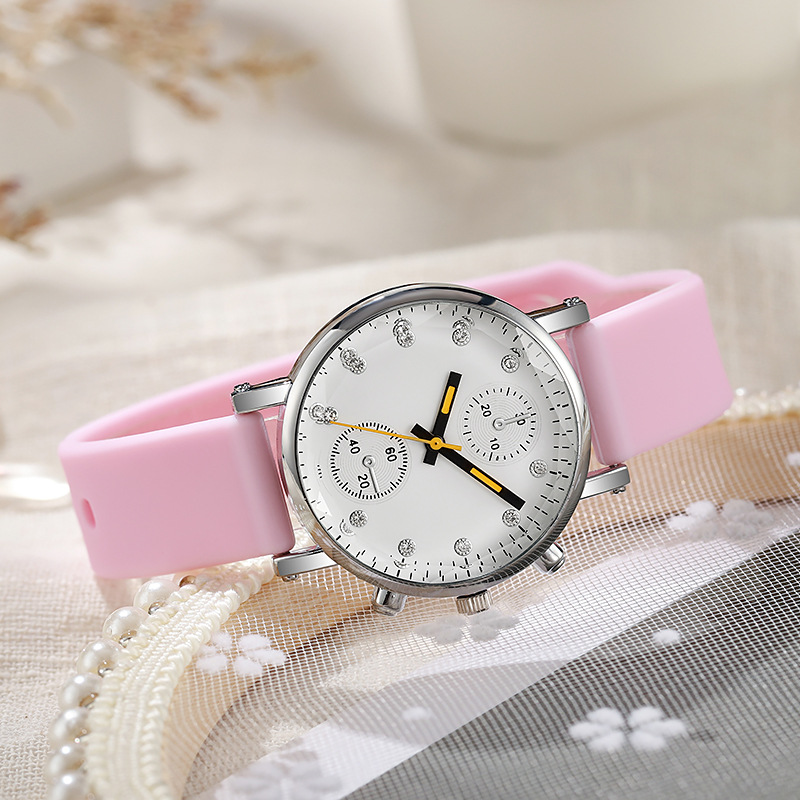Student Fresh New Quartz Electronic Women's Silicone Tape Watch_voghion.com