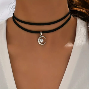 Korean style online celebrity girls' double-layer moon pendant necklace collar niche design fashion necklace in stock wholesale