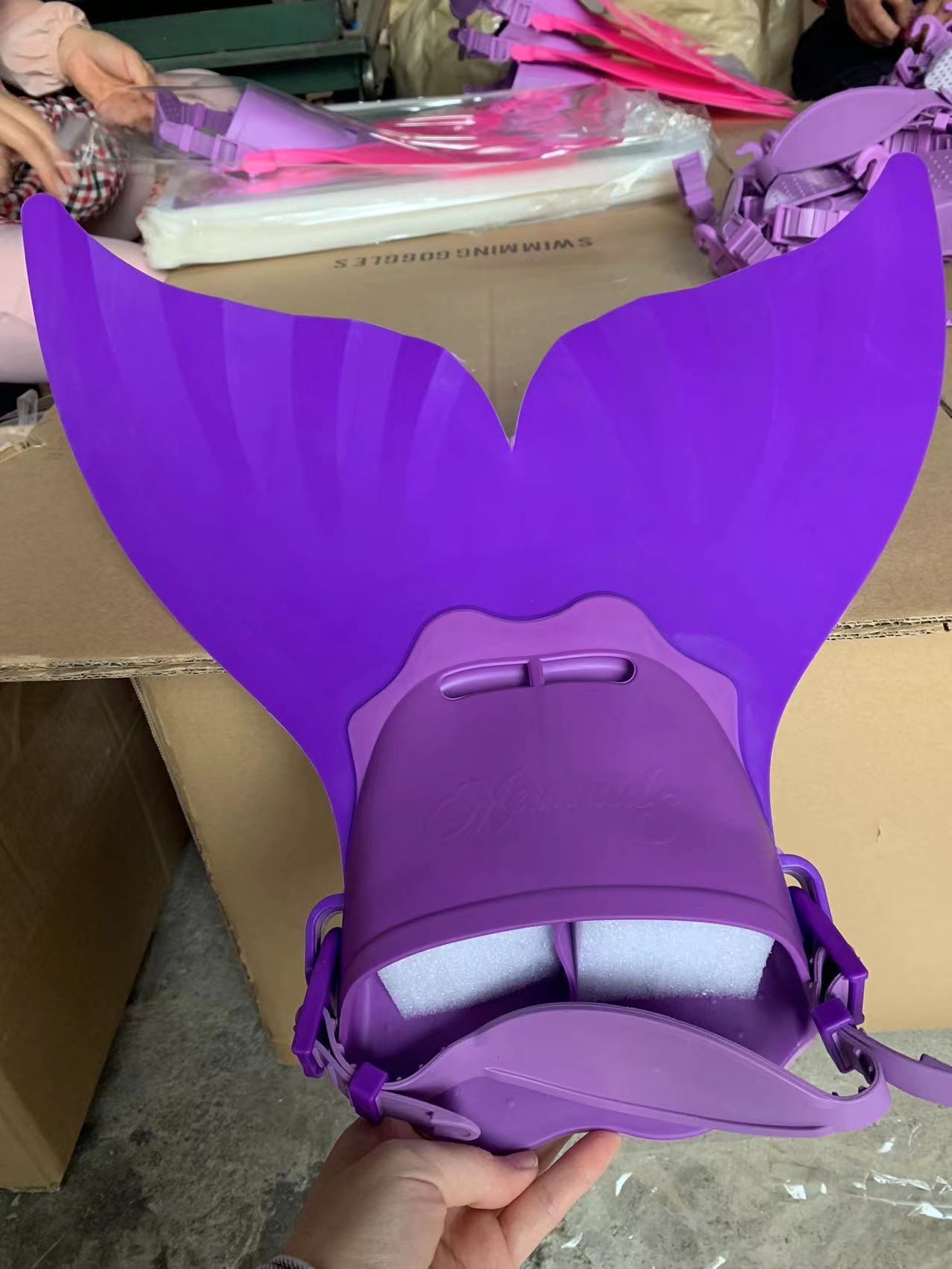 106 어린이 보라색