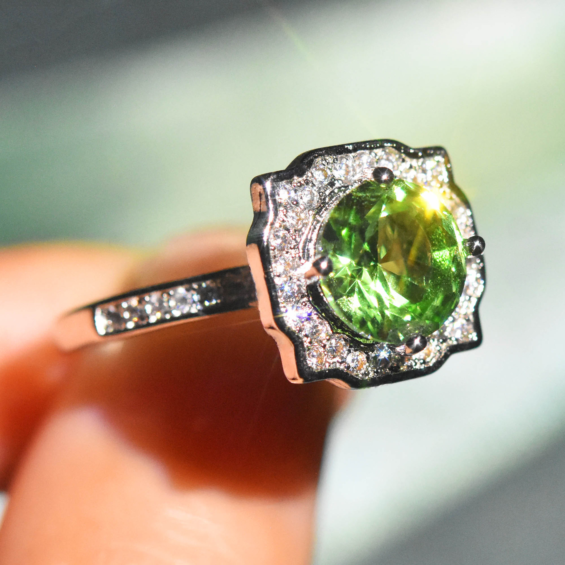 fashion plated pt950 white gold open ring imitation natural peridot copper ring