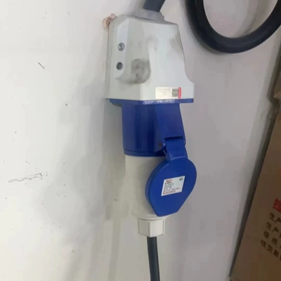 Electric Vehicles High Power, EV şarj adapterləri
