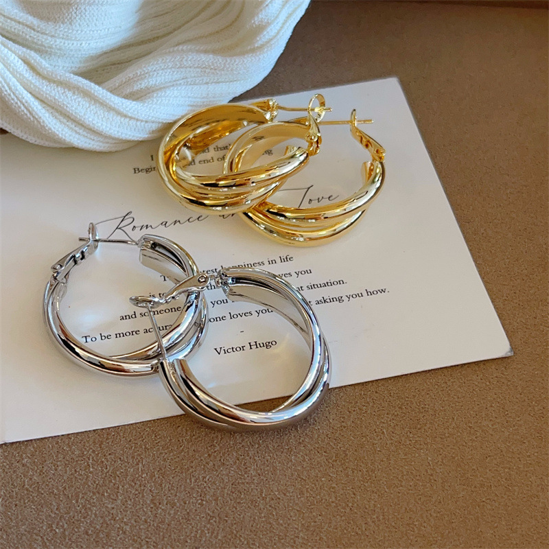 Cross-Border Fashion Light Luxury Shiny Cross-Hoop Earrings for Women, High-End Wide Hoop Earrings, Niche Design That Makes the Face Look Smaller