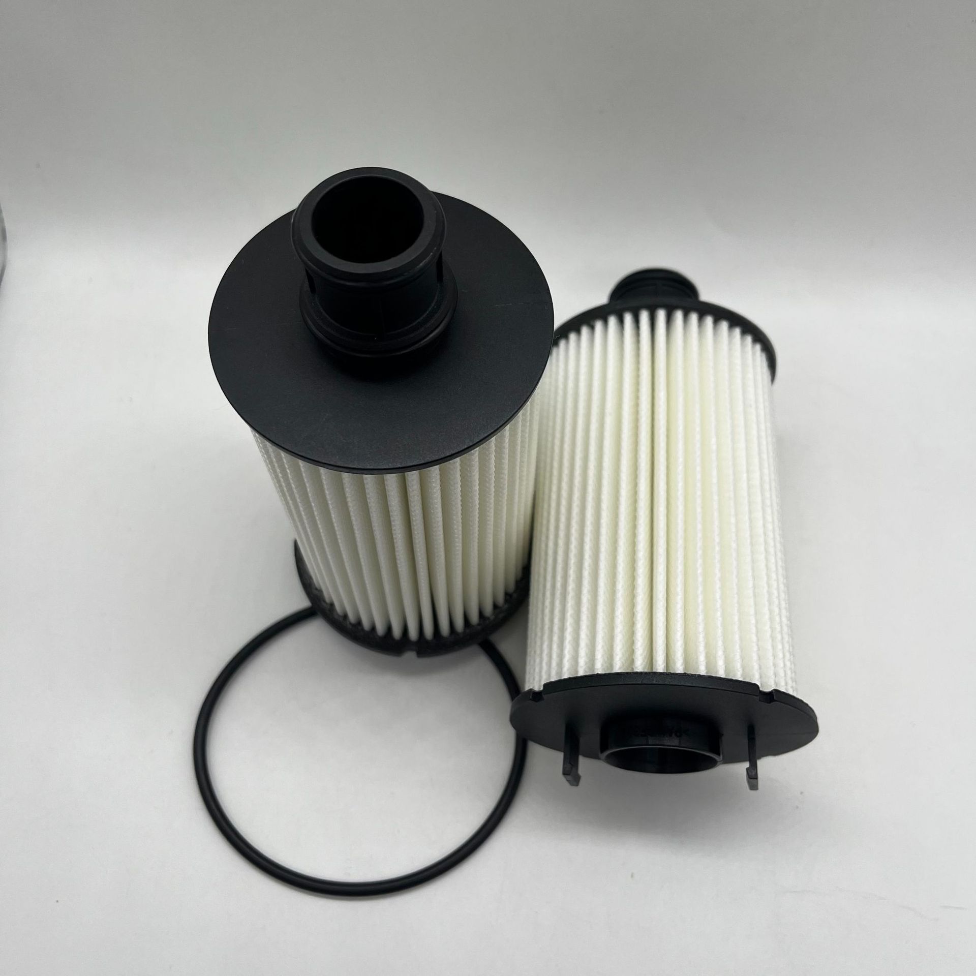 Oil Filter Lr011279 Hu8008Z 8W936A692Ac Oil Filter Is Suitable for Land Rover Jaguar Range Rover