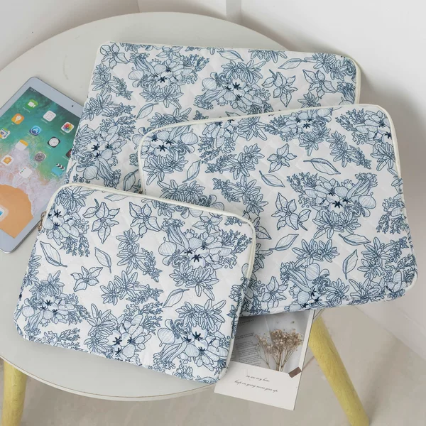 Cross-border South Korea love floral tablet computer liner bag storage bag 11 inch 13 inch 15 inch computer protective cover