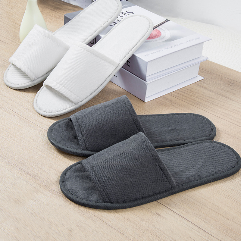 ホテルや美容室用の使い捨てホテルスリッパ、厚みのある滑り止めスリッパ、お客様用の本物の美しい布スリッパ、卸売カスタマイズ|undefined