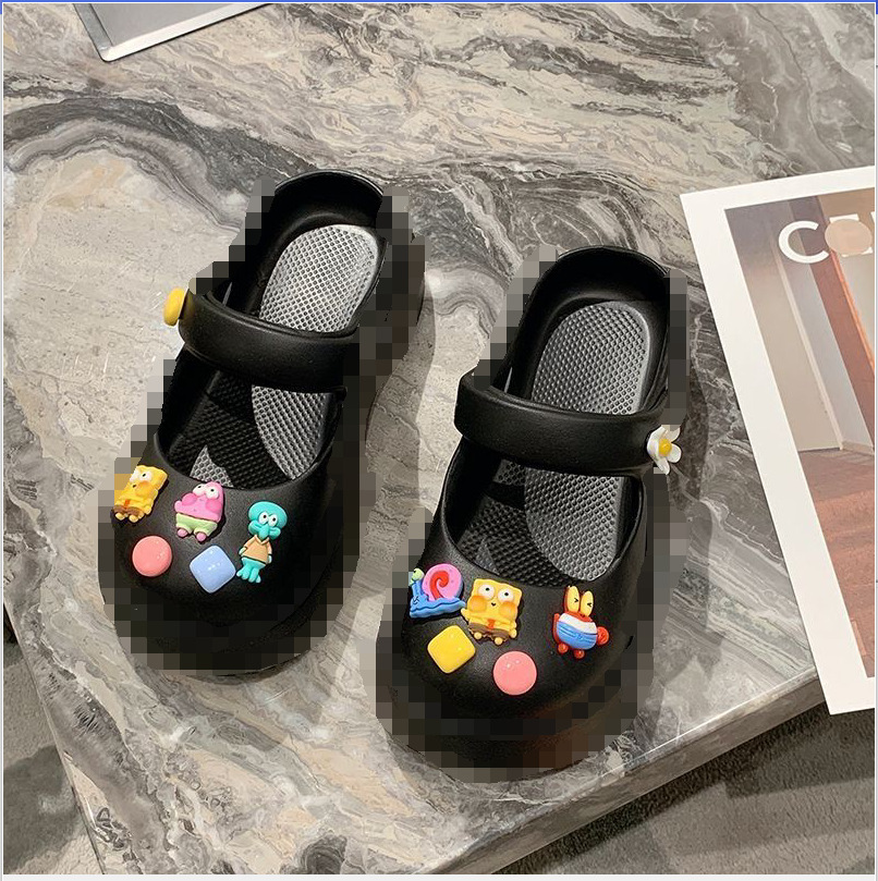 Mary Jane zapatos de agujero de fondo grueso de las mujeres antideslizante zapatillas de estilo Chanel estilo occidental de las mujeres del dedo del pie cerrado sandalias de las mujeres al aire libre
