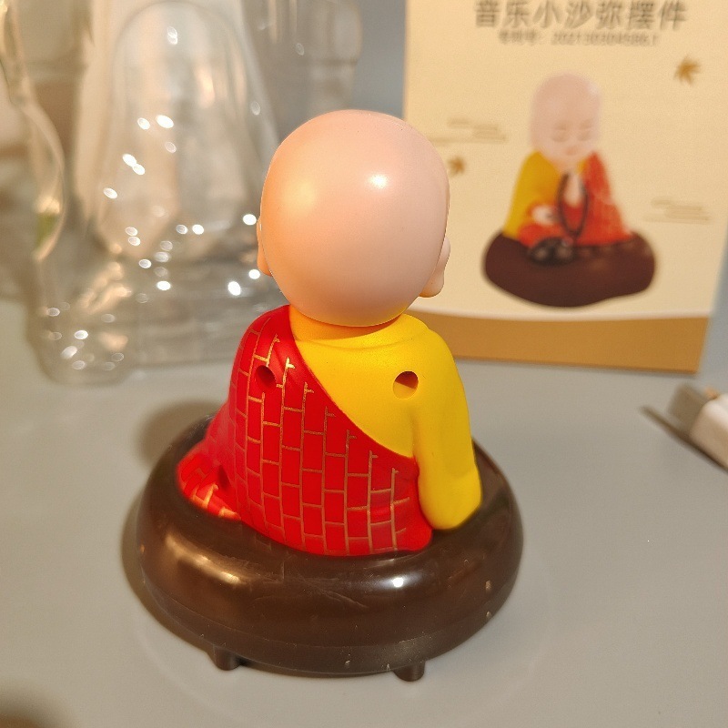 Rechargeable Little Monk Automatic Nodding Doll Solar-Powered Car Decoration Gift
