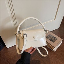 �羳ʱ�аٴ��б����������³�������С���ǰ�����ͨ�������