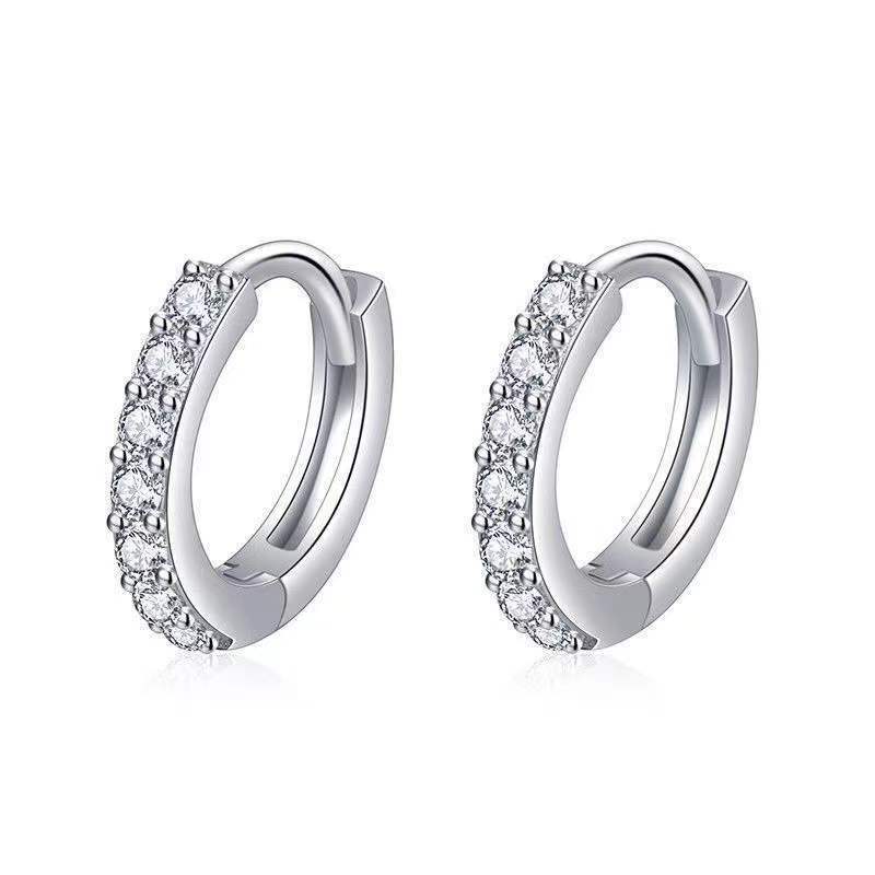 Set med tita-örhängen för män med stift och ringar_voghion.com