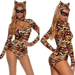 �W��cos�Ը�؈Ů���Ը�cosplay��̨���f�}���ϻ��{����Ȥ�o����
