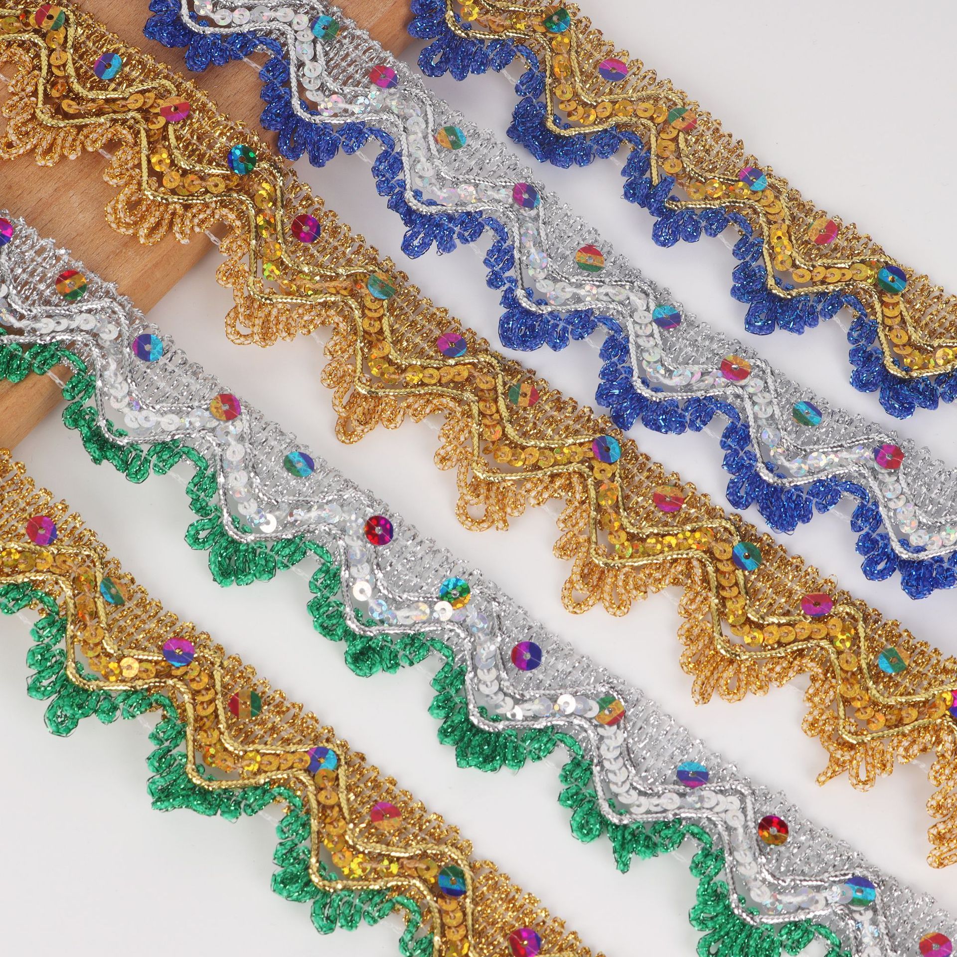 Venta directa de fábrica spot oro y plata lentejuelas encaje ropa accesorios de encaje encaje tres flores encaje