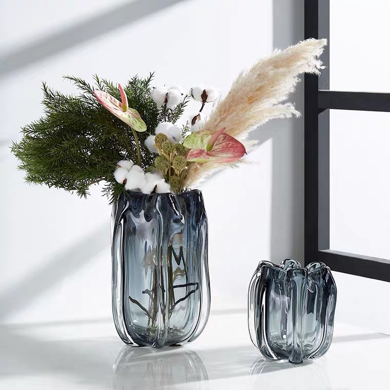 Modern Luxury Gray Petal Mouth Glassware Vase Dining Table TV Cabinet Home Living Room Hallway Decoration Flower Arrangement Decorative Item 