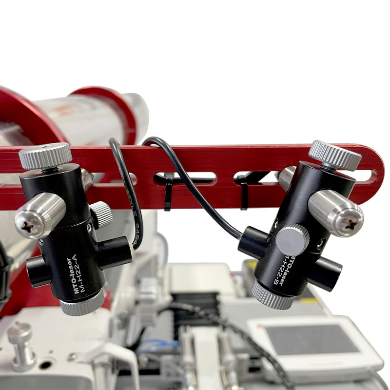 Máquina de apertura de bolsas láser de la marca Xingchi, apertura automática de ropa, jeans, bolsillo de un solo labio, equipo de costura automático