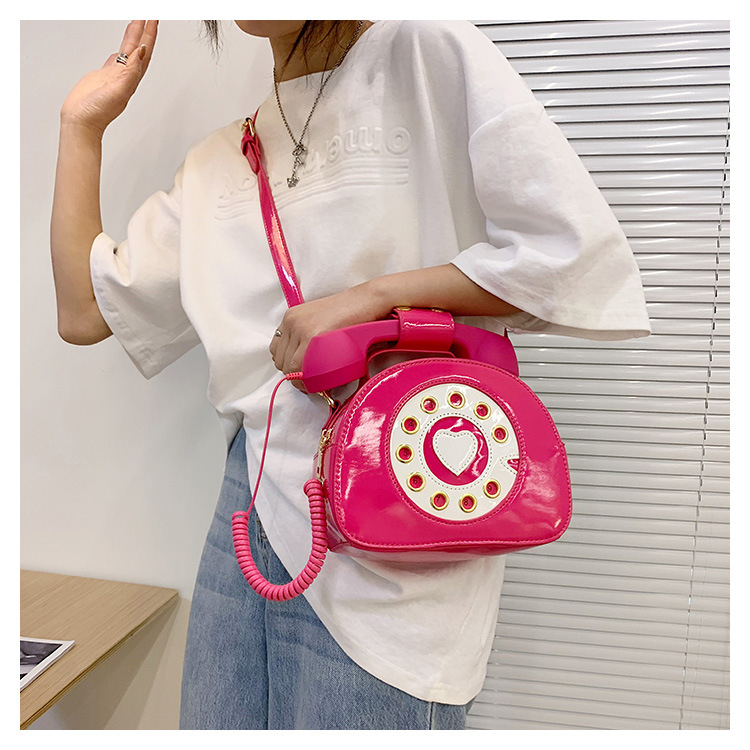Medium Pu Leather Fashion Shoulder Bags display picture 30