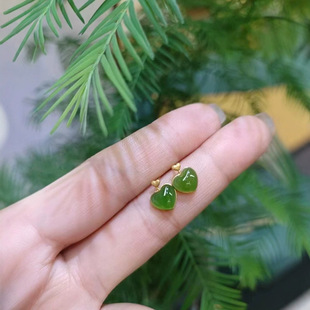 Jin Yu Tang Xinjiang Hetian jade exquisite jasper apple green love earrings fashion new 18k heavy gold solid needle