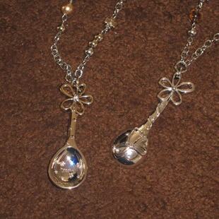 �������/ԭ���OӋ�н�ɫ�������Ӹ������L����ë���