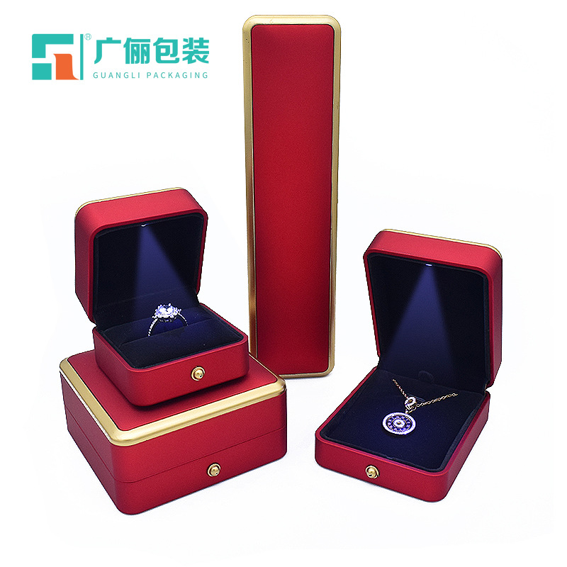 New Phnom Penh LED Light Jewelry Box Cre...