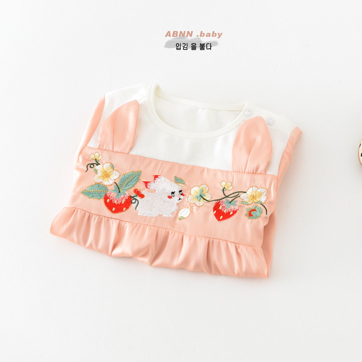 Bebé recién nacido primavera nuevo mono bebé niña de dibujos animados bordado princesa lindo mameluco bebé primavera fuera