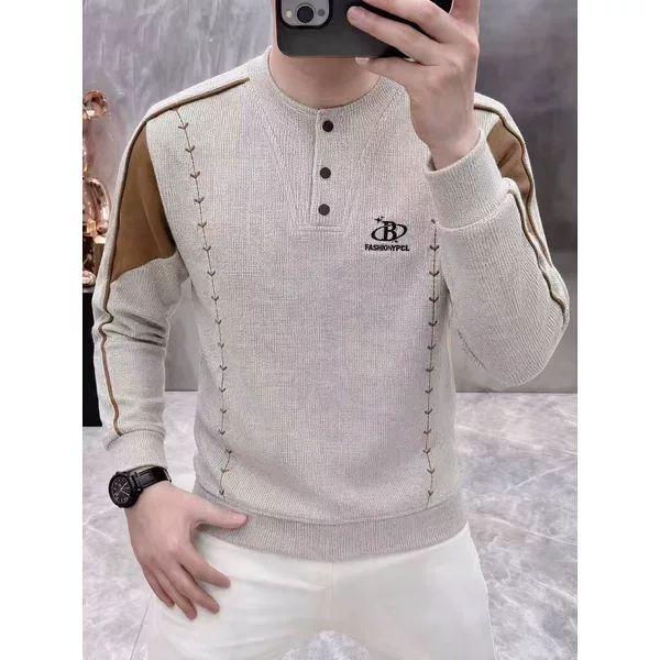 High-end, lightweight, and luxurious Henley-neck sweatshirt for men, featuring letter embroidery in a "old money" style, a versatile and stylish base layer, and a trendy European design