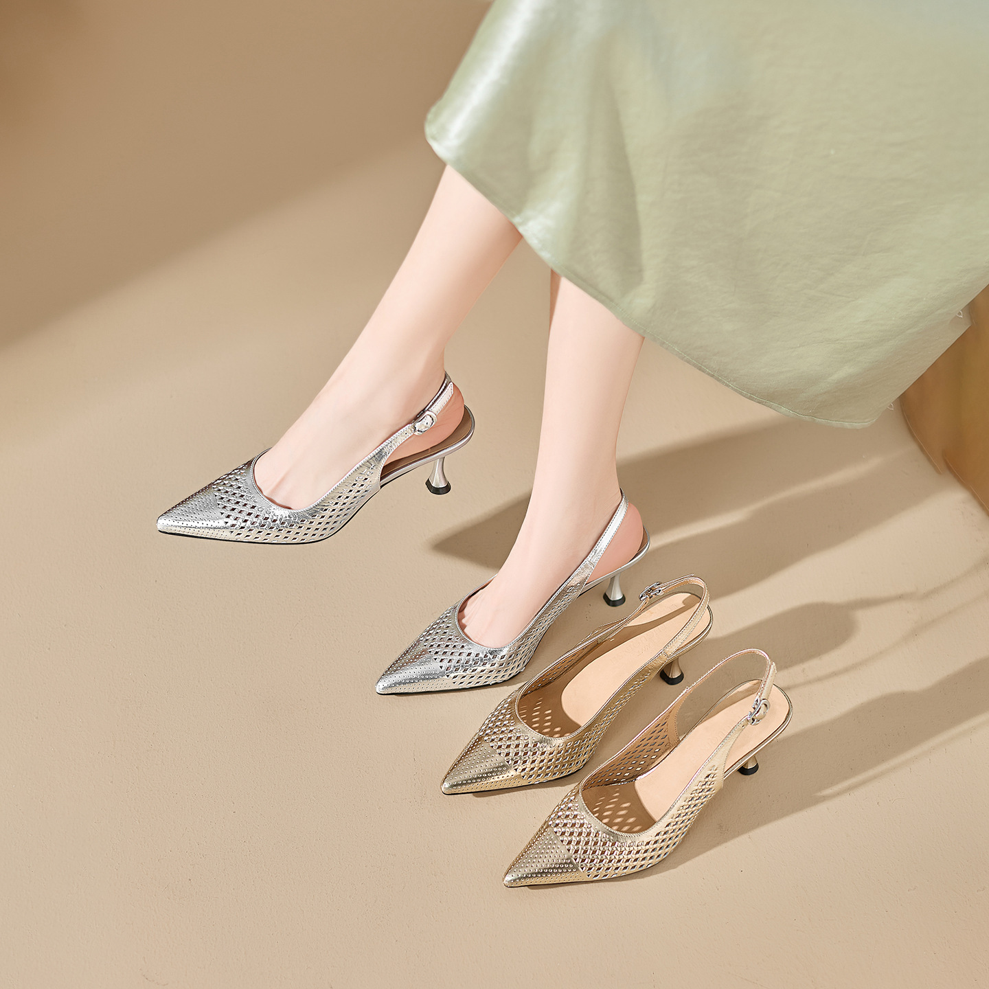 Sandal cao gót nữ mũi nhọn hở gót, gót 7 cm, phong cách Âu Mỹ — màu vàng
