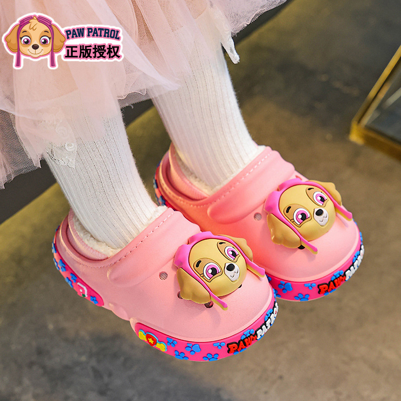 Paquetes de invierno para niños, zapatos de tacones de algodón para niños y niñas, zapatillas de algodón cálidas y impermeables para niños.