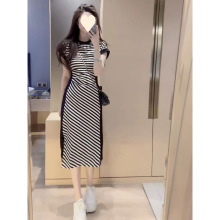 法式新款黑白斜条纹圆领连衣裙女2025夏季修身收腰包臀开叉裙子女