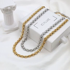 项链;耳环;戒指