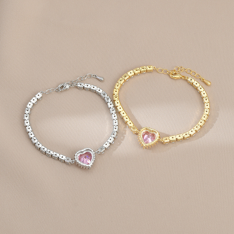 Sweet Heart Shape Copper Inlaid Zircon Bracelets 1 Piece