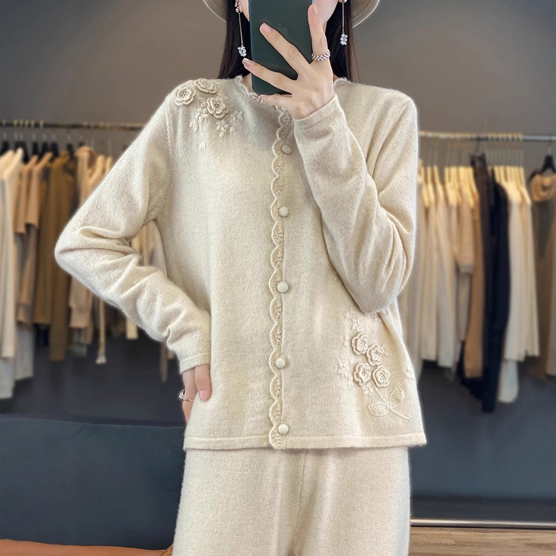 25 Autumn and Winter Round Neck 100% Pure Wool Cardigan Women's Hand-Embroidered Crochet Loose Lazy Cashmere Sweater Knitted Jacket