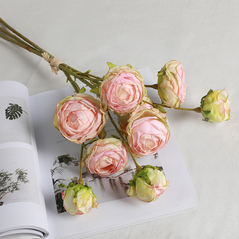 Chausible-style decorated artificial flower bouquet, lotus-shaped hand-tied arrangement, suitable for living room home decor, artificial peony flower bunch