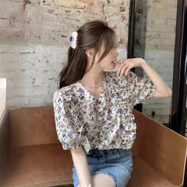 韩系V领设计感小众碎花短袖衬衫女装潮2024夏季法式复古甜美衬衣