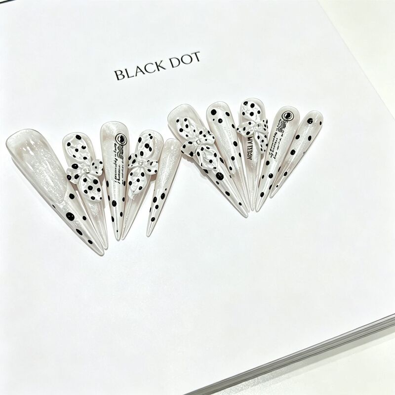 Handmade, elegant, European and American style, high-end, long-lasting, cat-eye manicure, detachable Handmade, elegant, European and American style, high-end, long-lasting, cat-eye manicure, detachable