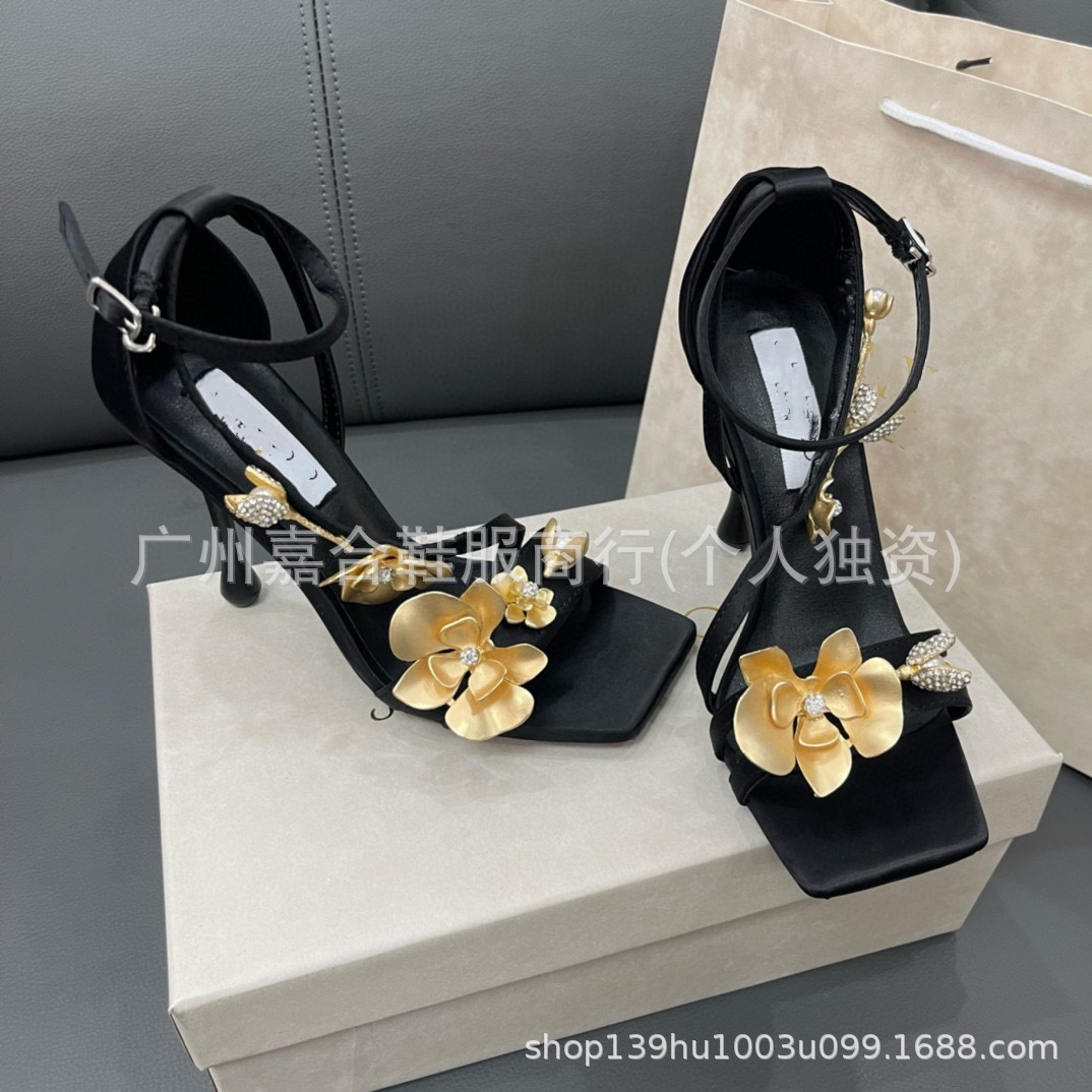 Floral Hollow High Heels with High Heels 2024 Early Spring Fashion New Square Toe Shallow Open Toe Thin Heel Women's Shoes