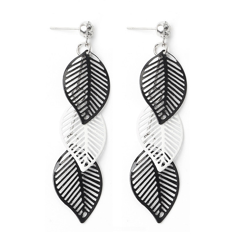 Cross-border frosted geometric leaf metal earrings collection, personalized creative hollow round leaf tassel ear hooks