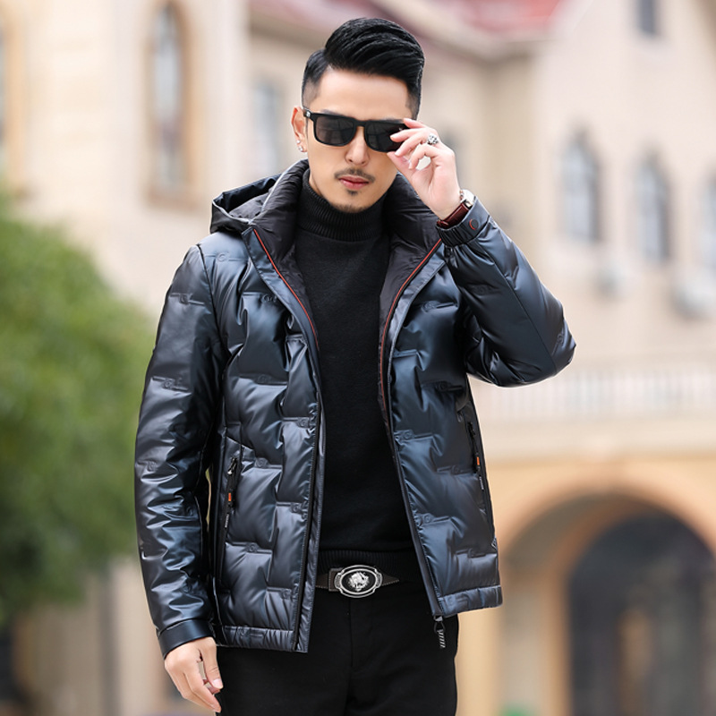 连帽羽绒服男2024冬季新款中青年潮流亮面免洗加厚保暖休闲外套