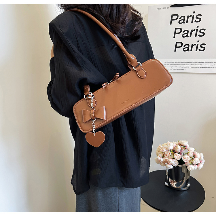 Texture and Western Style Small for Women 2024 New Versatile Single Shoulder Underarm French Niche Design Stick Bag_voghion.com