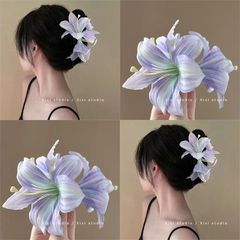 新商品の立体ユリの花の気質は挟みます。