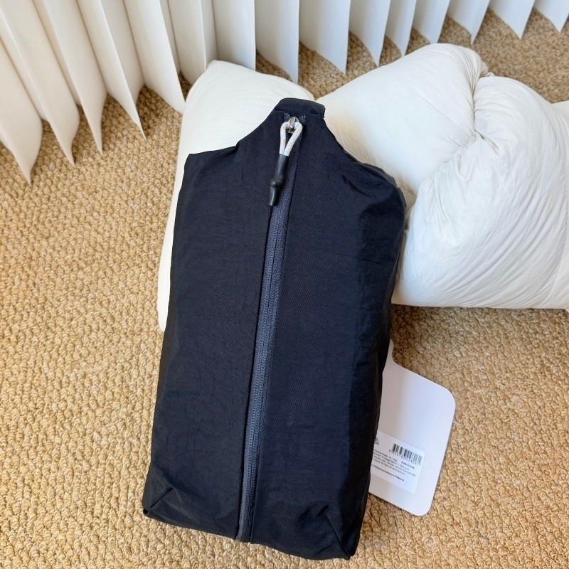 In-stock waterproof nylon niche thickened large-capacity storage bag, toiletry bag, makeup bag, portable travel handbag
