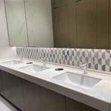 ��������ʯ�Ғ�ʽ��β�ϴ����F���O���Ƶ��l���g�p��ϴ��̨���l