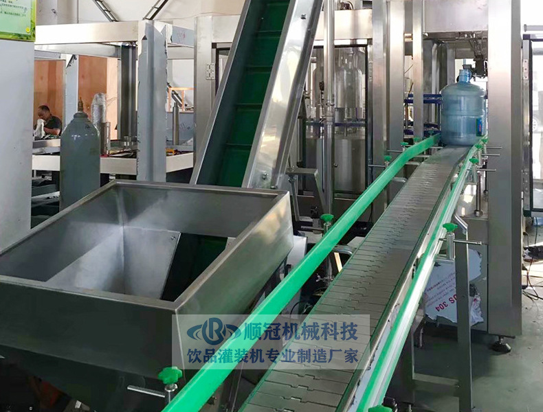 大型桶装水生产线 桶装水自动灌装机生产厂家