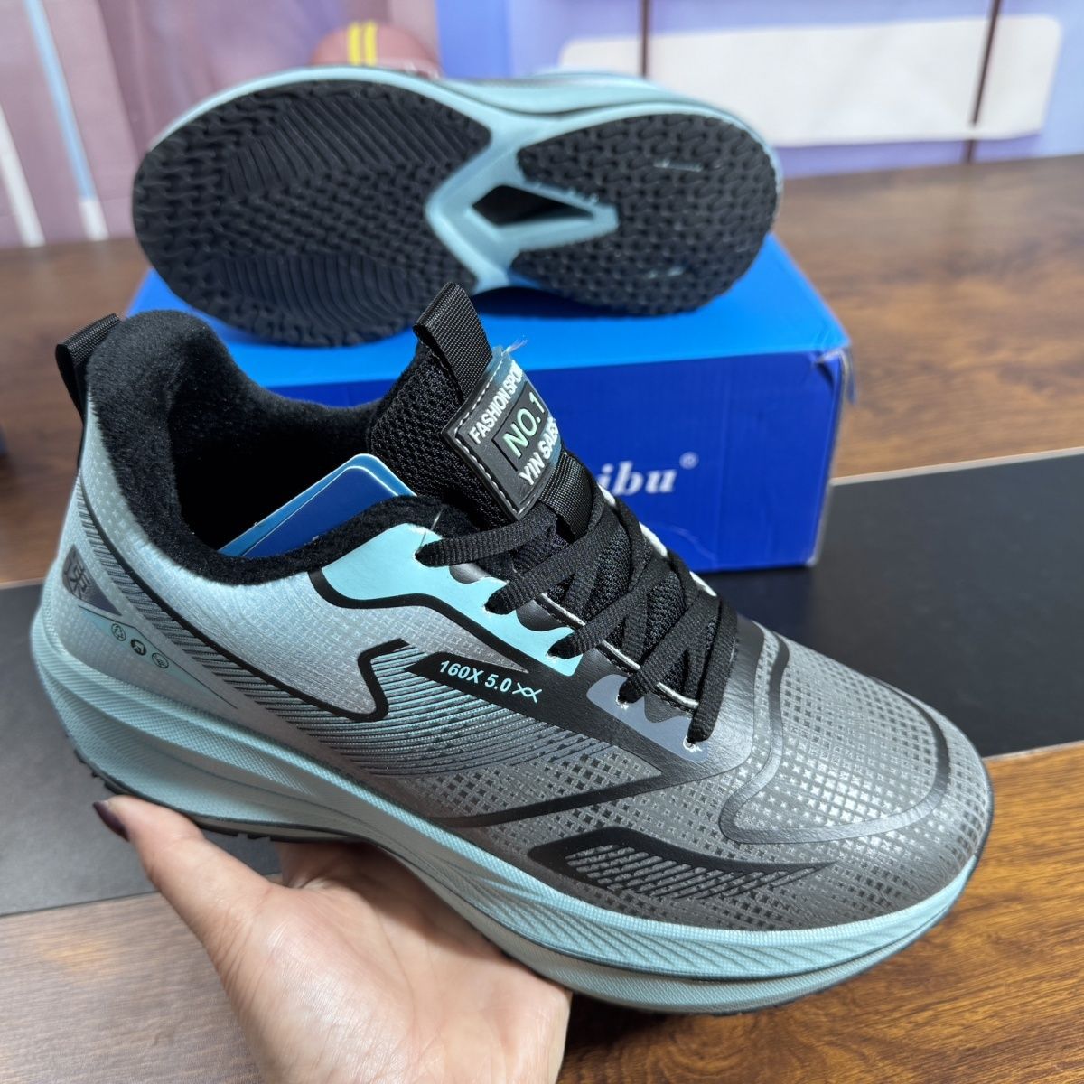 ShoeVault Winter Fleece-gefüttert Verdickt Laufen Leichte Ultra-weiche Leder Oberfläche Sport Student Warme männer Carbon Platte_voghion.com