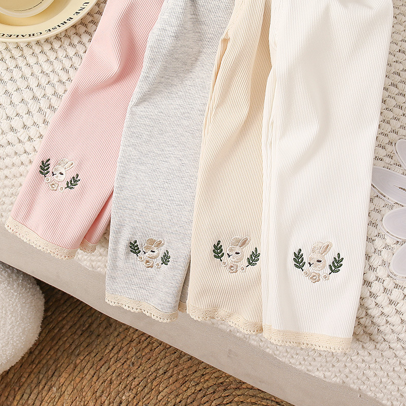 2026 niñas primavera y otoño leggings nuevas niñas bebés de otoño ropa infantil pantalones de otoño versátiles