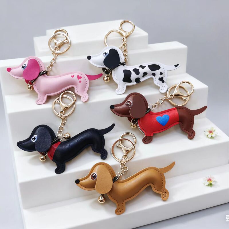 New Pu Leather Dachshund Dog Keychain Doll Phone Case Accessory Personalized Bag Pendant Wholesale